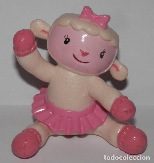 Rubber and PVC Figures: UNA FIGURA DE PVC-OVEJA