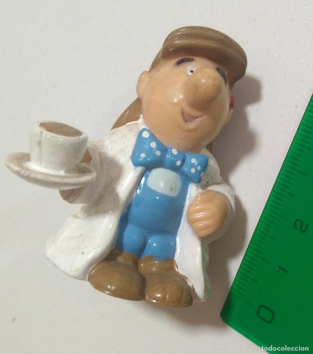 Figuras de Borracha e PVC: figura boticario mu&ntilde;eco goma pvc promocional publicitario bata te tea tetley pajarita tacita mini
