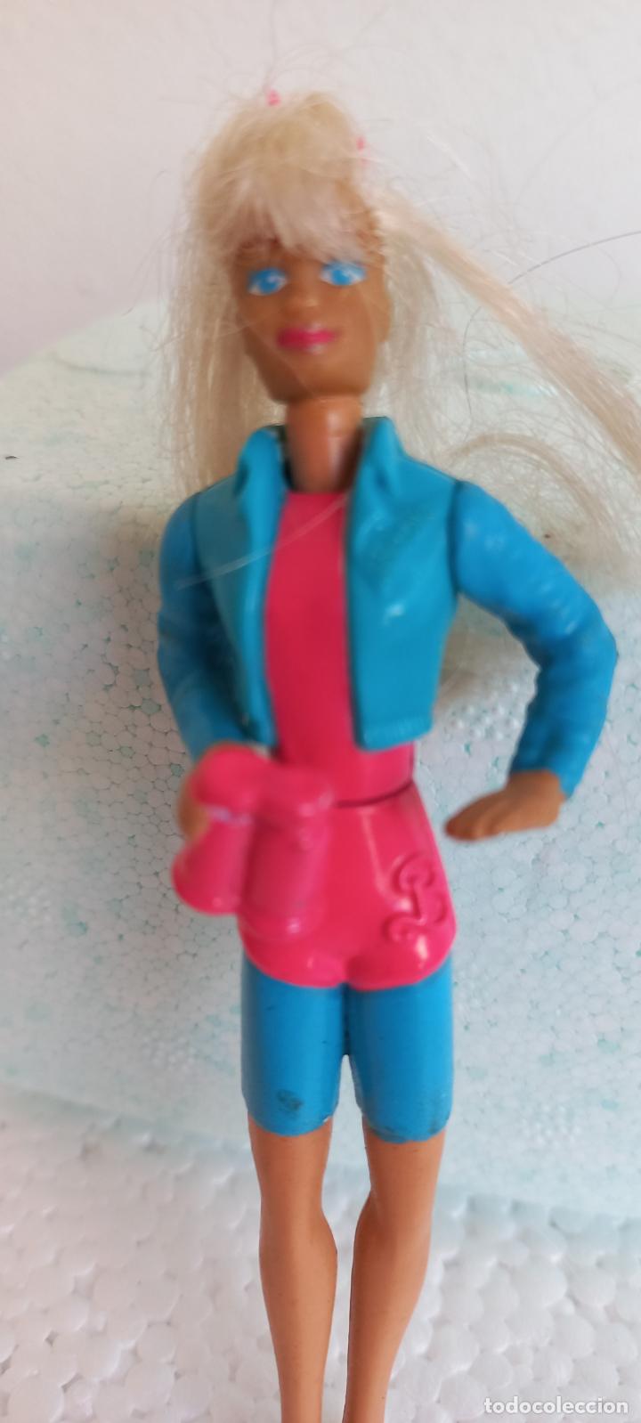 Rubber and PVC Figures: FIGURA MU&Ntilde;ECA BARBIE CON PRISMATICOS mcdonalds a&ntilde;os 90 mcdonald's