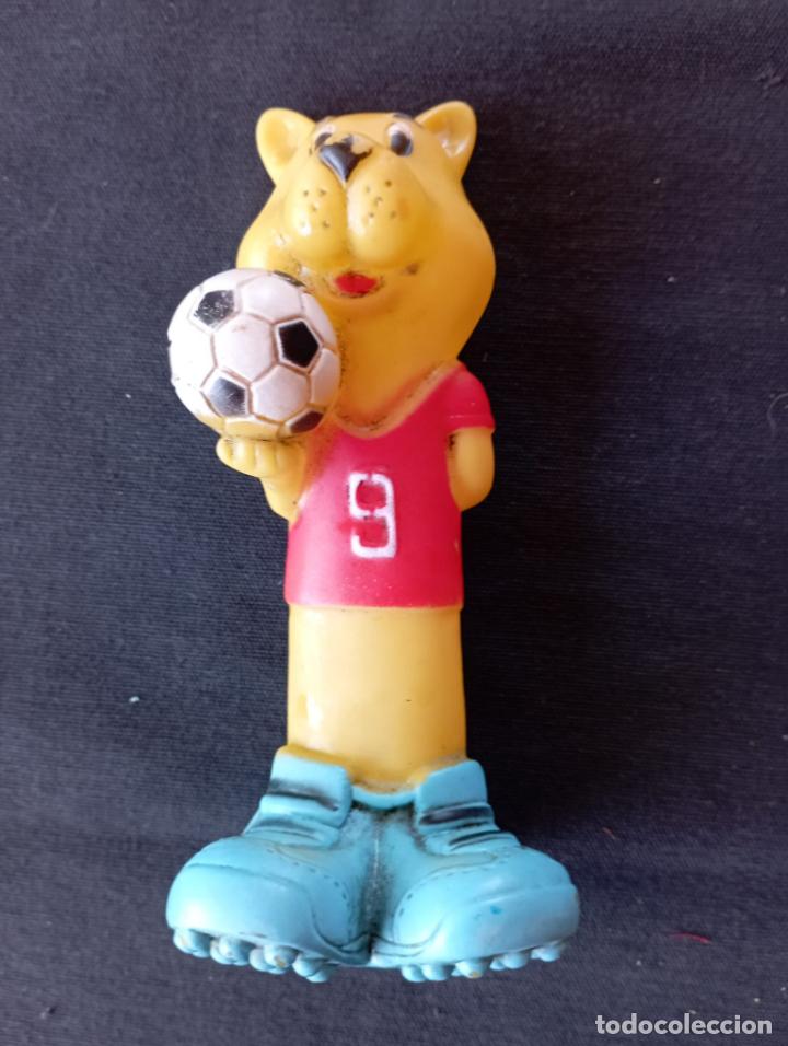 Figurines en Caoutchouc et PVC: ANTIGUO Y SIMPATICO FUTBOLISTA.