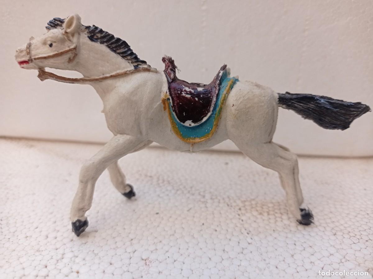 Figuras de goma y PVC: Caballo del s&eacute;ptimo de caballeria - Foto 2