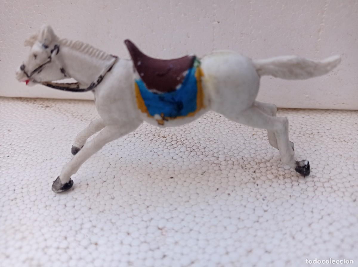 Figuras de goma y PVC: Caballo del s&eacute;ptimo de caballeria - Foto 2