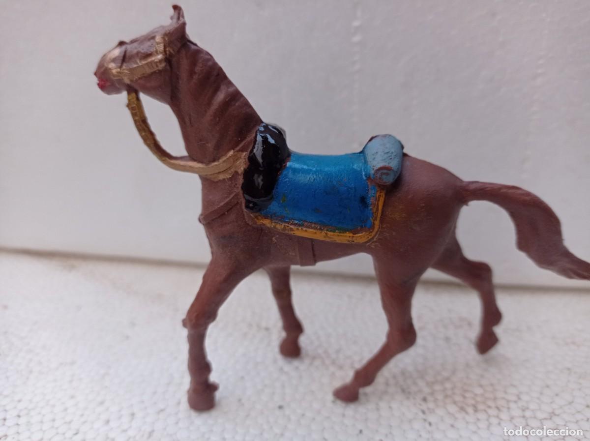 Figuras de goma y PVC: Caballo del s&eacute;ptimo de caballeria - Foto 2
