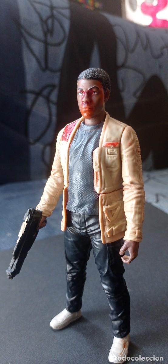 Figuras de goma y PVC: Figura star world - Foto 1