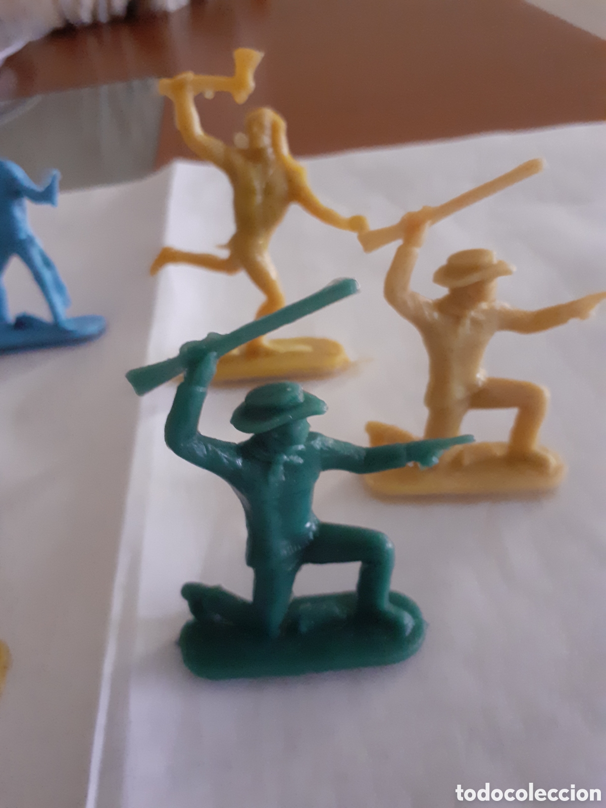 Figuras de goma y PVC: FIGURAS PLASTICO TIPO PIPERO INDIOS Y VAQUEROS - Foto 3