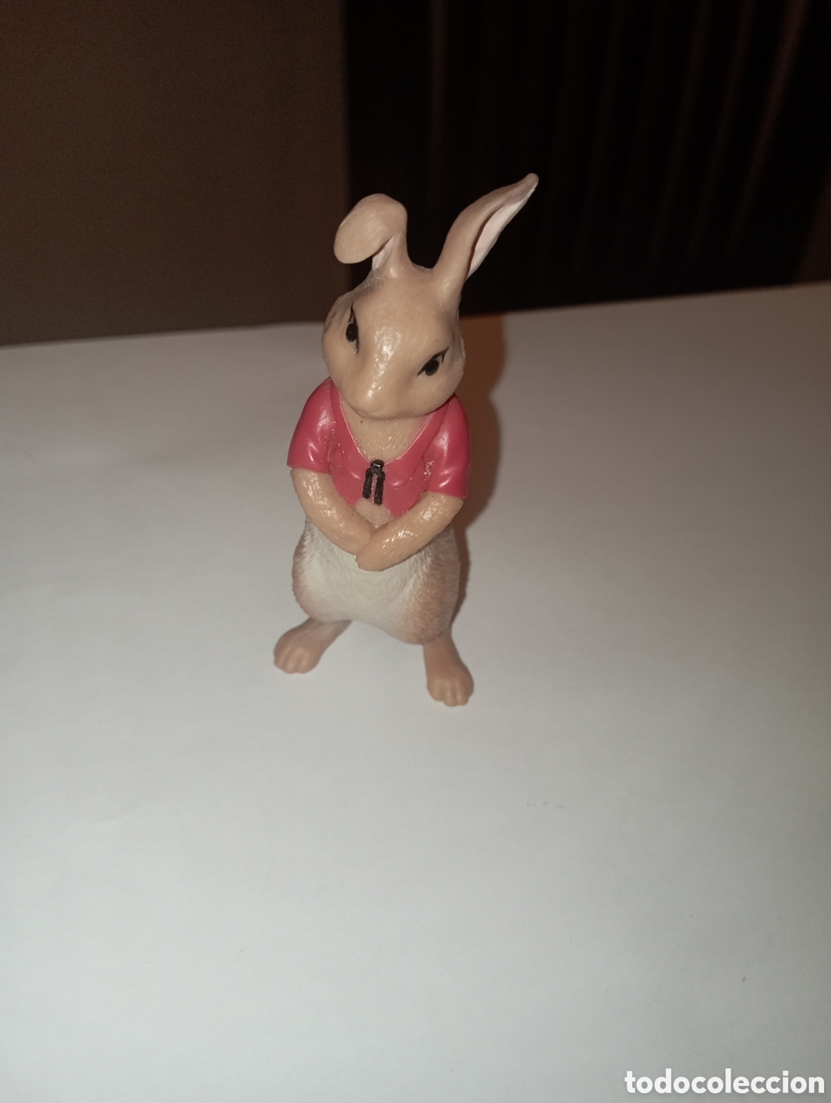 Figuras de goma y PVC: PETER RABBIT FIGURA DE PVC - Foto 1