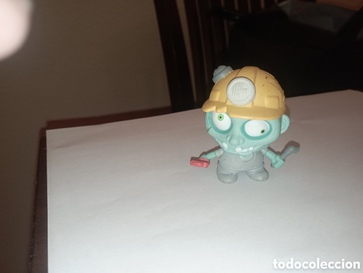 Figurines en Caoutchouc et PVC: ZOMBIE ZOMBI CITY FIGURA DE PVC