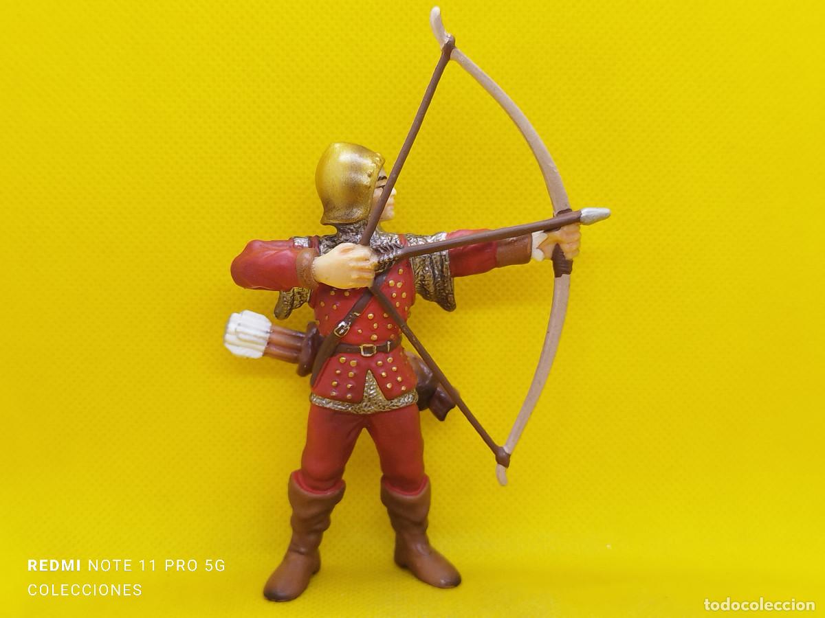 Figuras de goma y PVC: Schleich Arquero medieval de pie REF 70015 - Foto 3