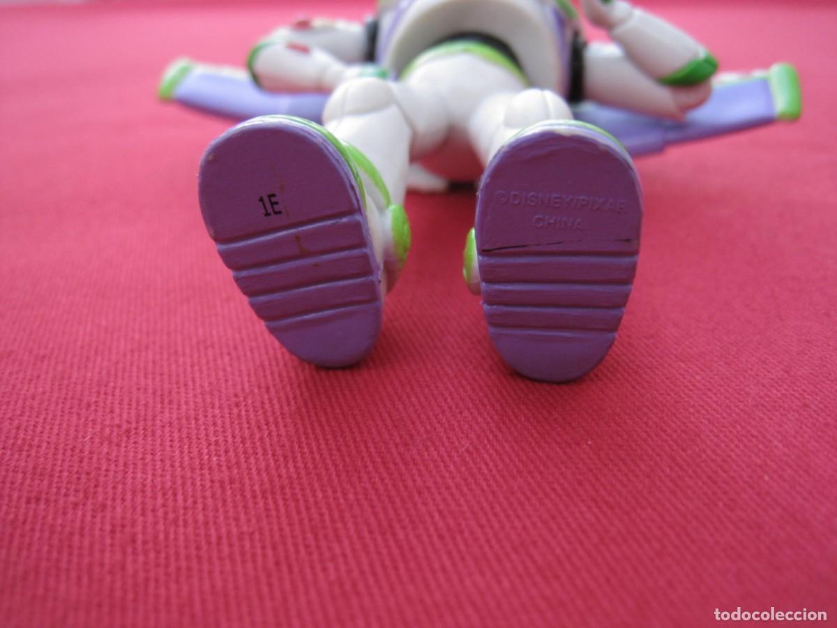 Figuras de goma y PVC: FIGURA - BUZZ LIGHTYEAR - DISNEY - PIXAR. - Foto 10