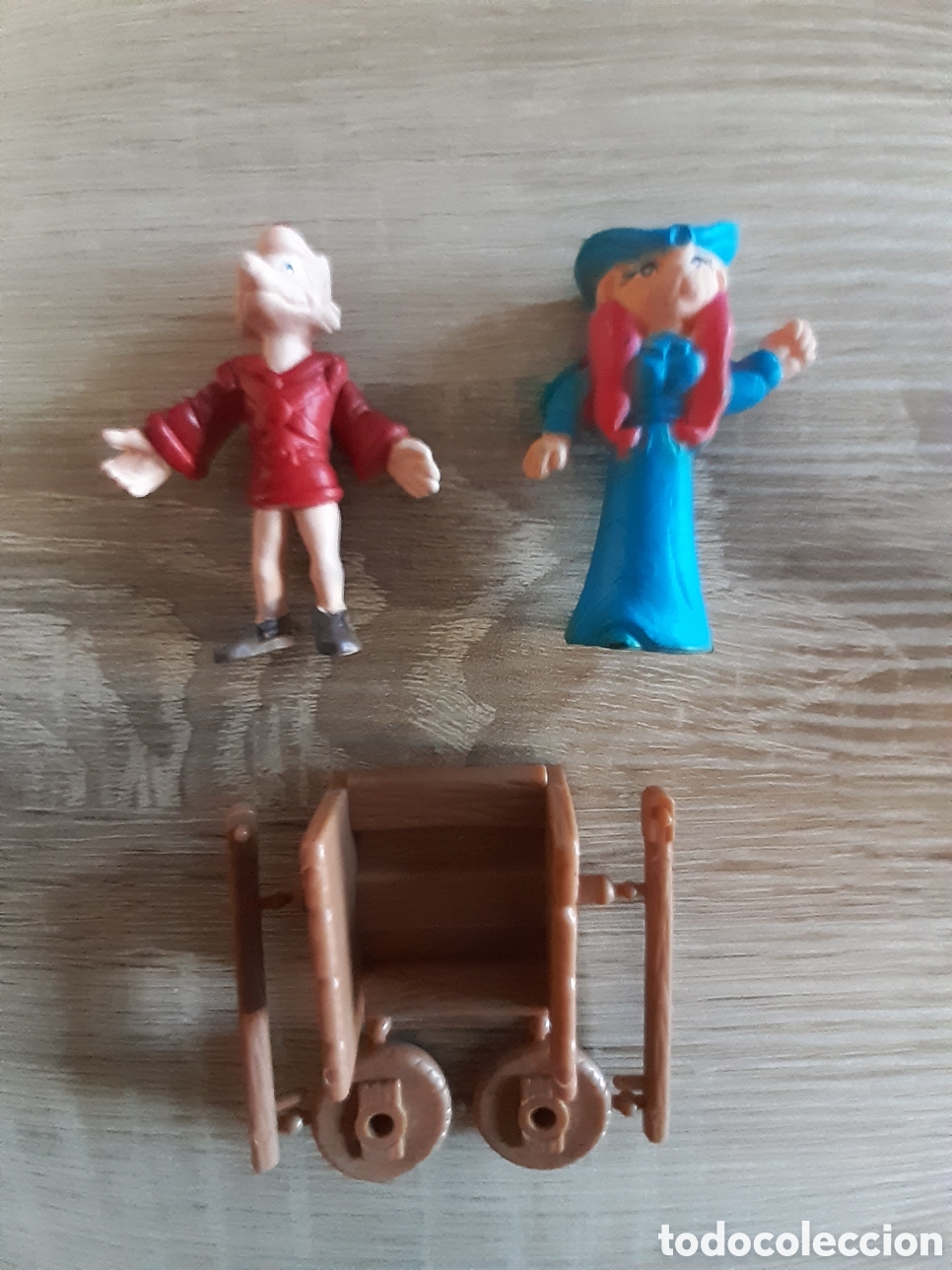 Figuras de goma y PVC: Figuras Sylvan y Princesa Diana de Danone - Foto 1