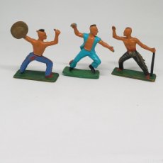 Figuras de Goma y PVC: STARLUX MADE IN FRANCE 3 FIGURAS DEL OESTE GUERREROS INDIO COMPUESTO ORIGINAL AÑOS 60-70 PTOY