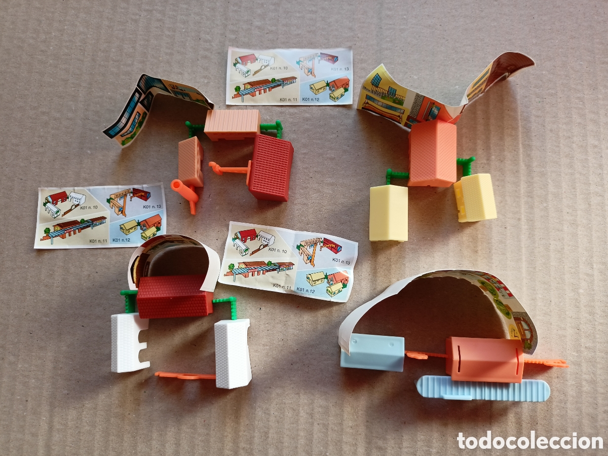 Figuras de goma Kinder: Figuras casas de Kinder Ferrero - Foto 2