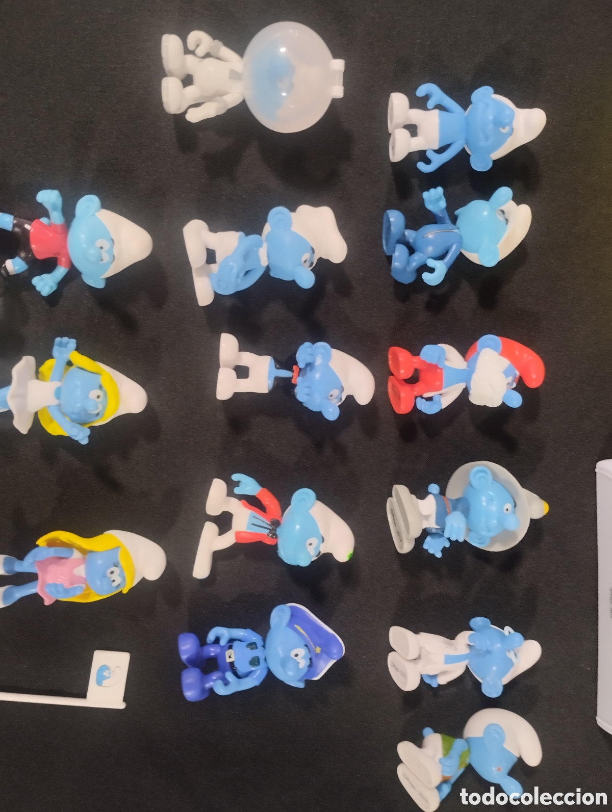 Figuras de goma y PVC: Lote de figuras y material pitufos - Foto 5