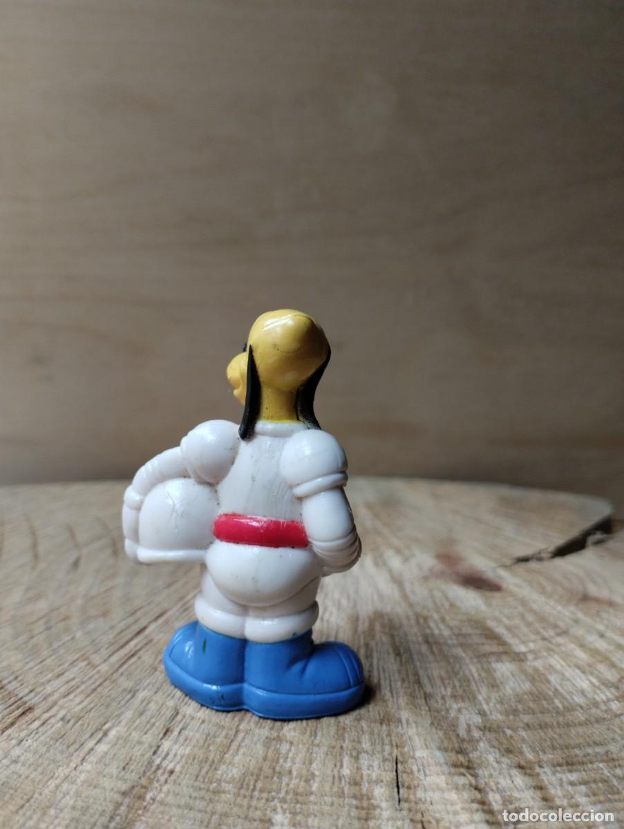 Figuras de goma y PVC: Figura de PVC de Pluto de astronauta. Disney - Foto 5