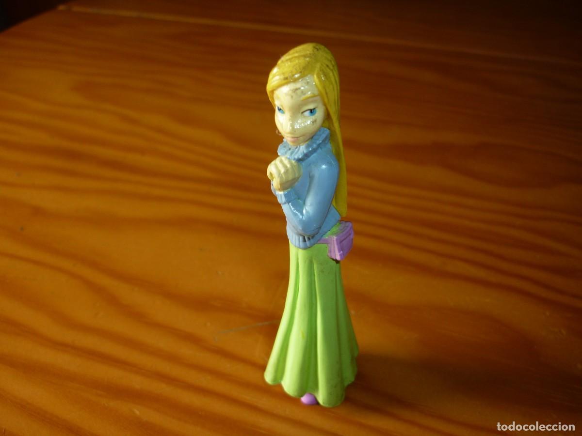Figuras de goma y PVC: Figura de las Witch - Cornelia - Disney - Foto 1