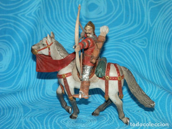 Figuras de goma y PVC: SCHLEICH ARQUERO CON CABALLO 2003 - Foto 1