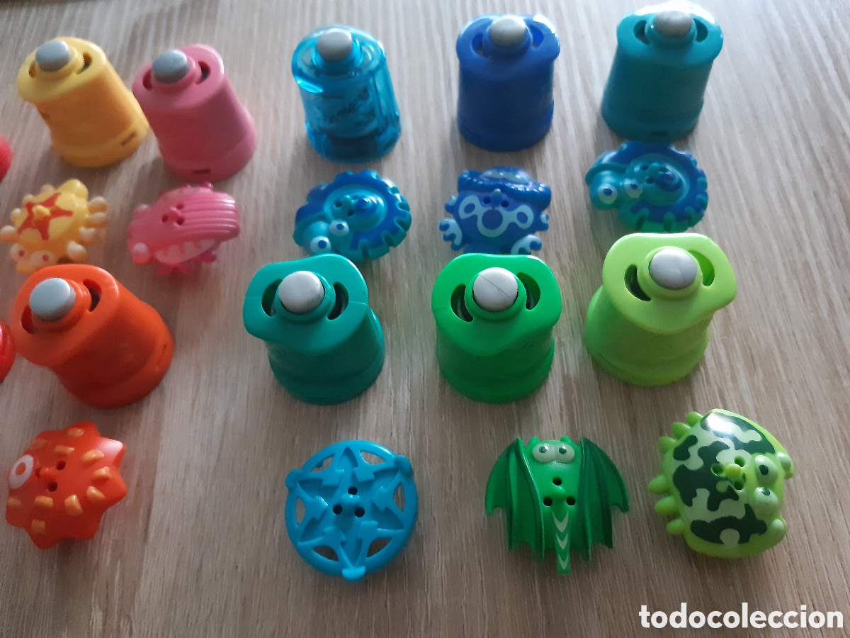 Figuras de goma Kinder: Bugs action Kinder Sorpresa bug - Foto 2
