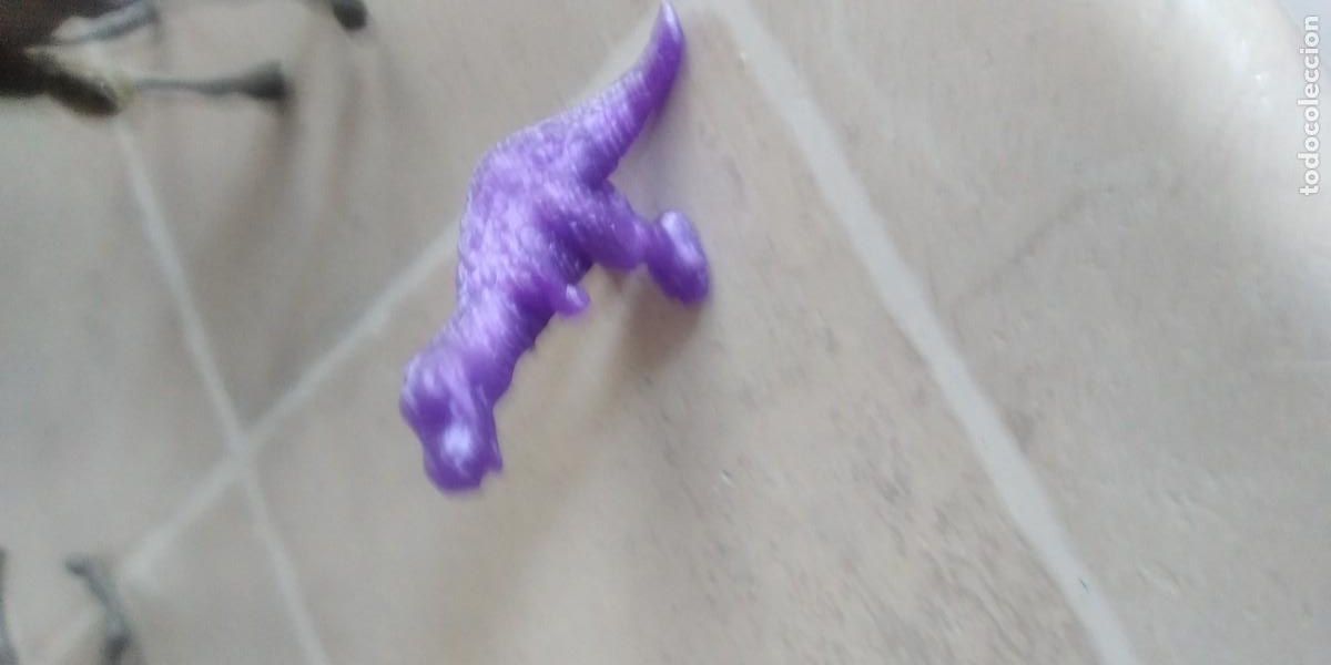 Figuras de goma y PVC: Dinosaurio tipo dunkin - Foto 1