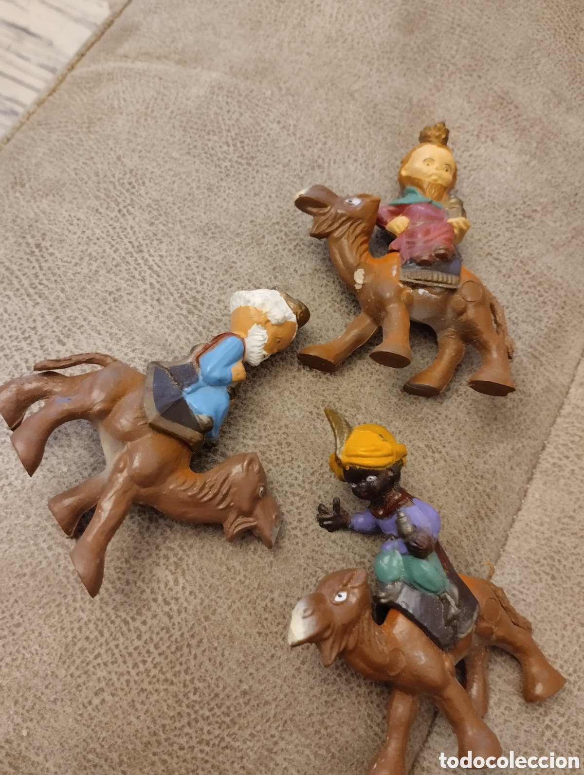 Figuras de goma y PVC: Lote de reyes magos modelo cabezones ,a&ntilde;os 60.