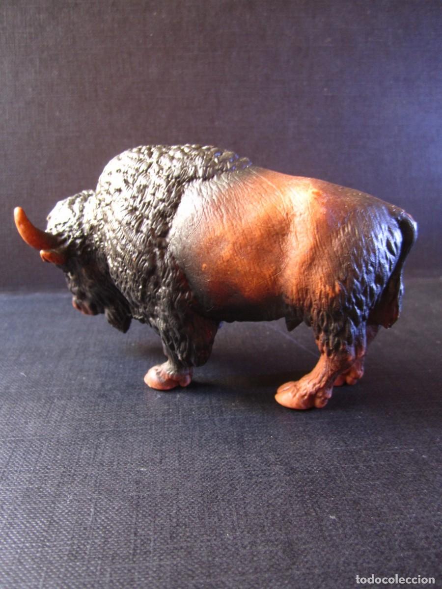 Figuras de goma y PVC: Bufalo Bisonte Bison (Schleich ref. 14034) - Foto 3