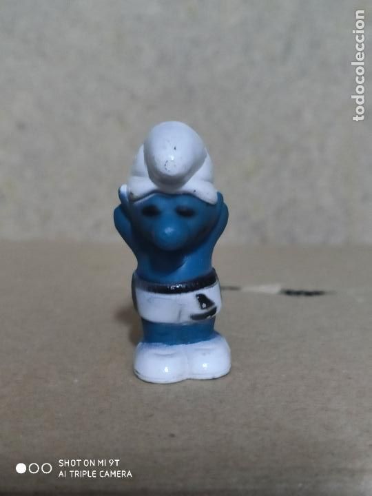 Figuras de goma y PVC: PITUFO DORMILON PIERNAS CERRADAS - Foto 1