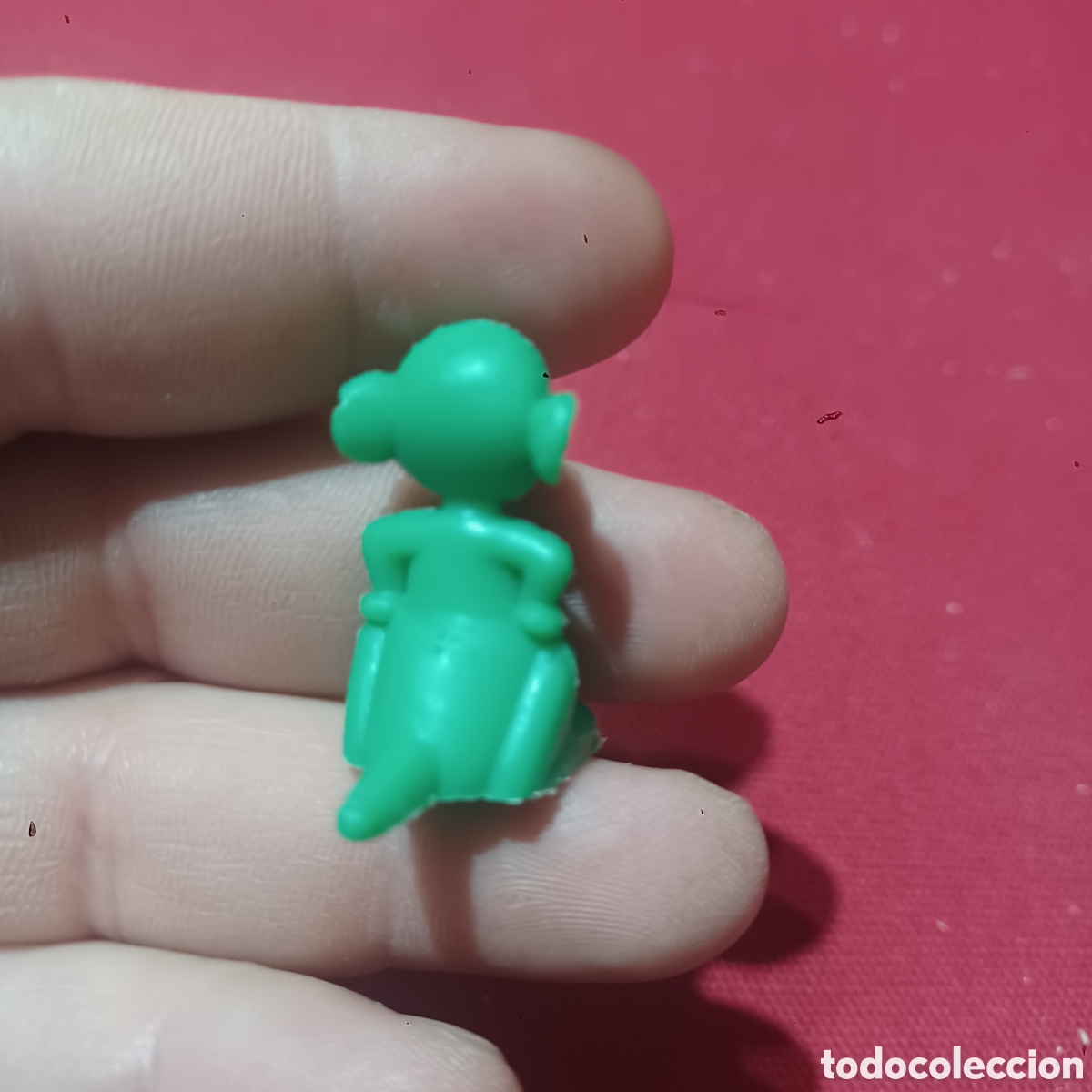 Figuras de goma y PVC: Premio dunkin raton verde - Foto 3