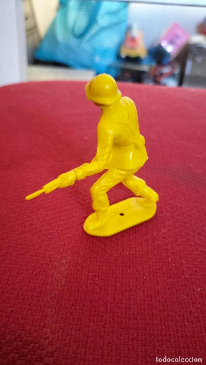 Figuras de goma y PVC: SOLDADO ESPA&Ntilde;OL DE COMANSI - Foto 2