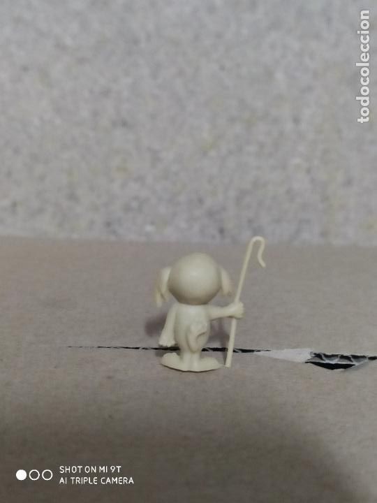 Figuras de goma y PVC: PERRO CON BASTON DUNKIN PHOSKITOS PREMIUM - Foto 2