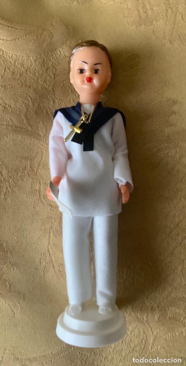 Figuras de goma y PVC: ANTIGUO MU&Ntilde;ECO CELULOIDE COMUNI&Oacute;N - Foto 2