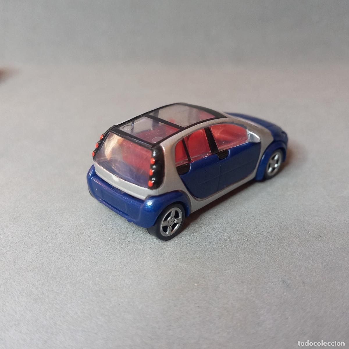Figuras de goma Kinder: Coches Smart de Magic Kinder. Colecci&oacute;n completa. - Foto 3