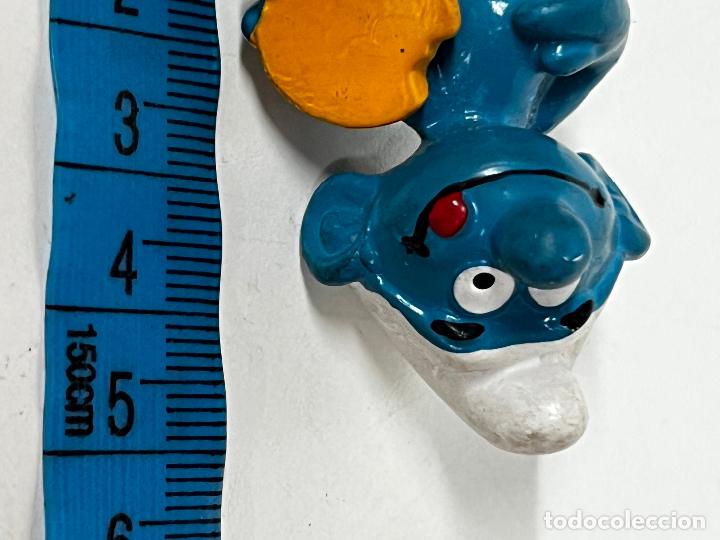 Figuras de goma y PVC: PITUFO PVC - PITUFO COMIENDO UNA GALLETA - Foto 4