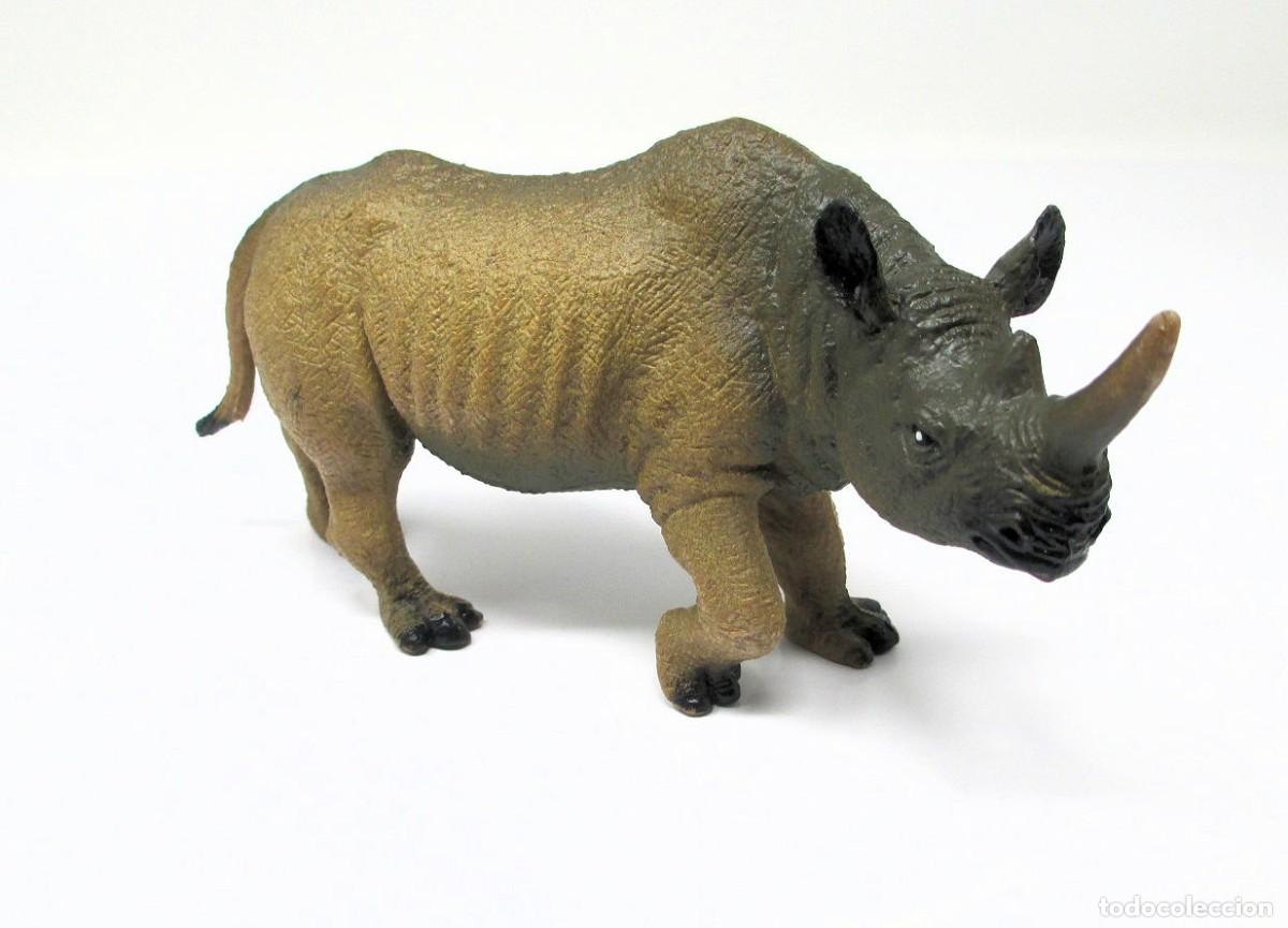 Figurines en Caoutchouc et PVC: Figura de Rinoceronte de colecci&oacute;n de gran calidad y peso - 16 cm de largo x 6,5 cm de alto