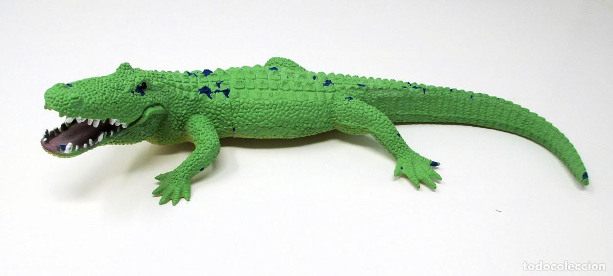 Figuras de goma y PVC: Figura de Cocodrilo - 22 cm de largo - Foto 1