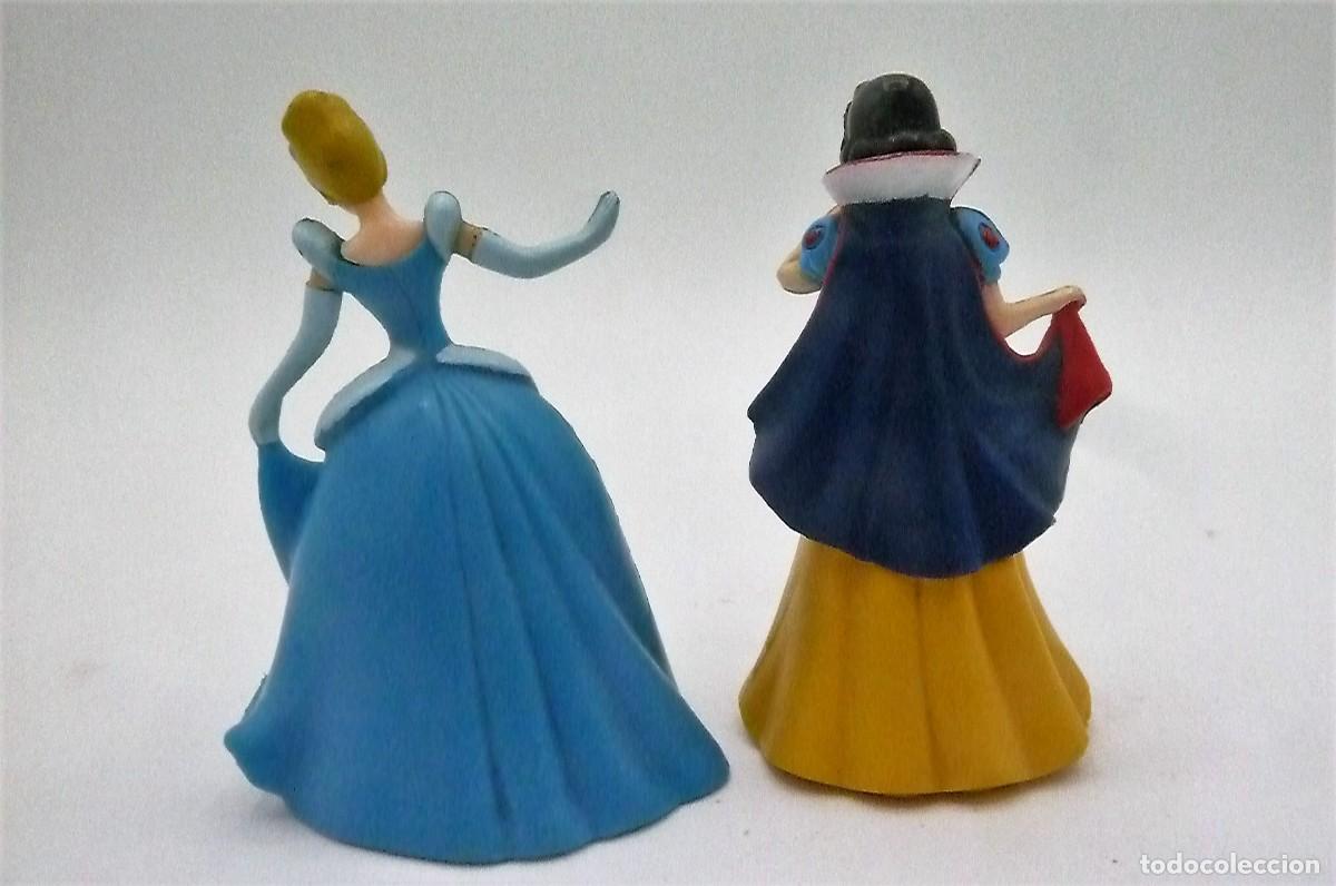 Figuras de goma y PVC: Blancanieves y Cenicienta. Disney - Foto 2