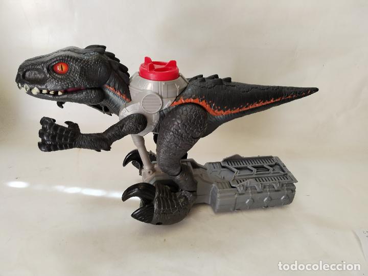 Indoraptor motorizado cheap imaginext jurassic world