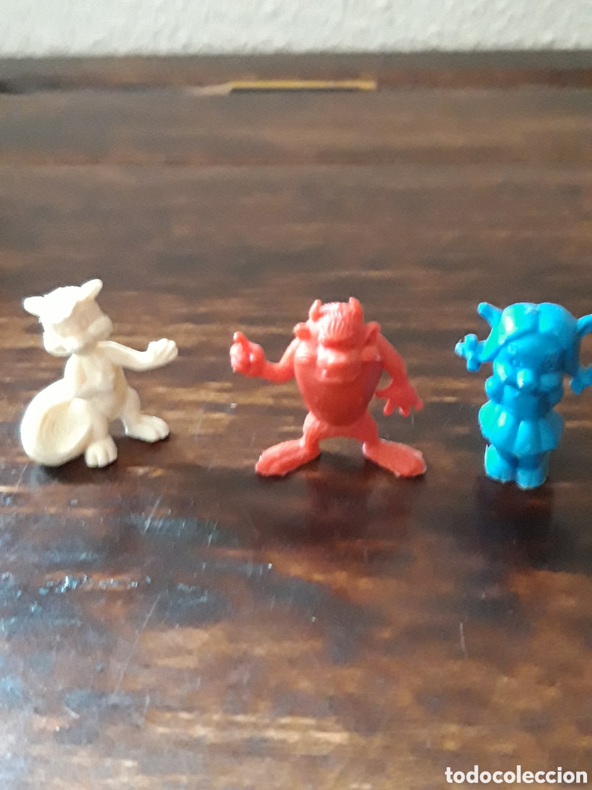 Figuras de goma y PVC: Lote figuras tipo dunkin - Foto 2