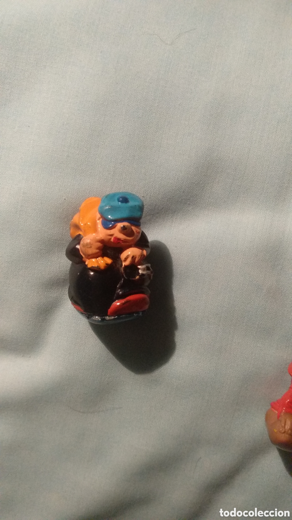 Figuras de goma Kinder: Figura Ladr&oacute;n - Kinder - Foto 1