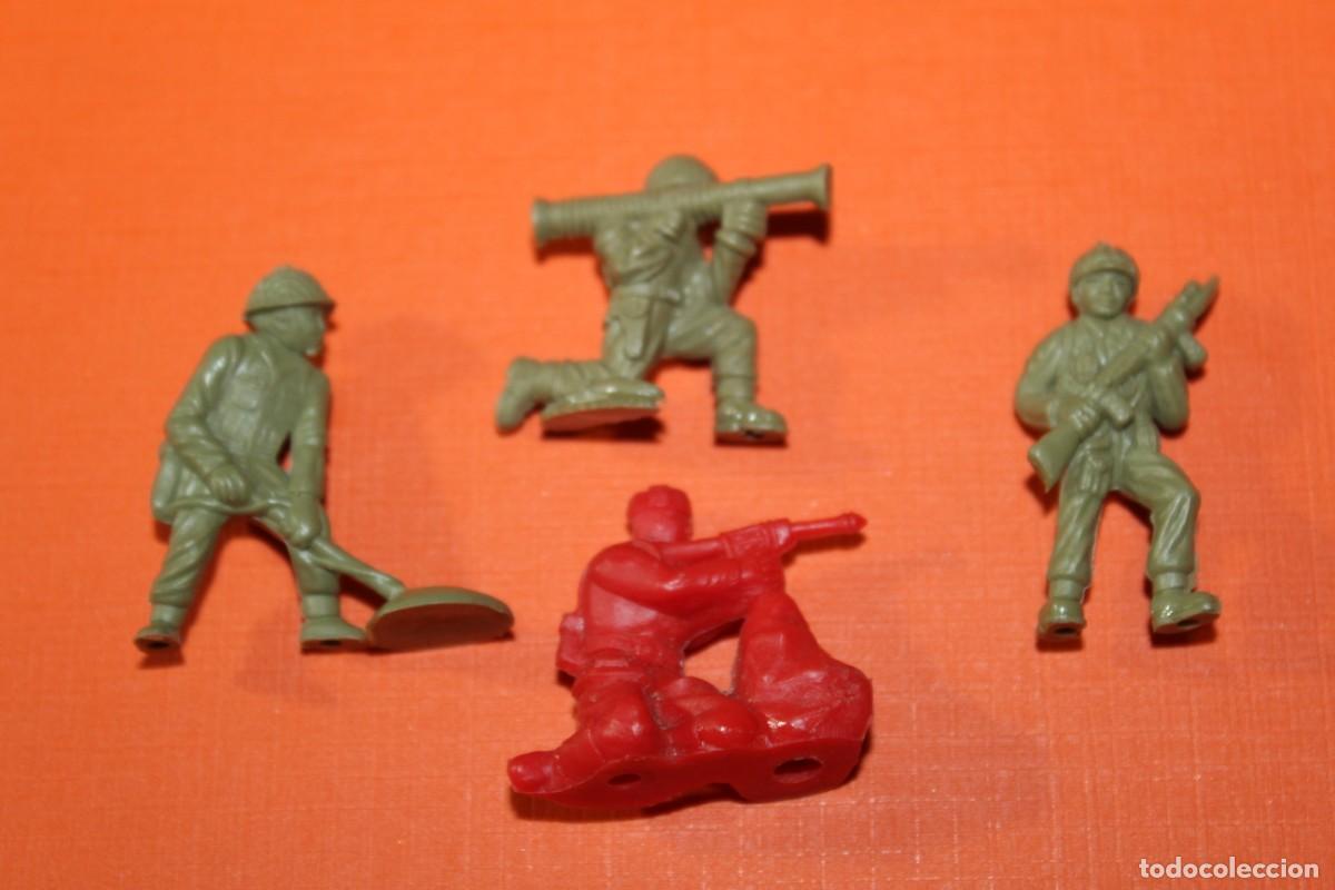 Figuras de goma y PVC: DUNKIN SOLDADOS - Foto 1