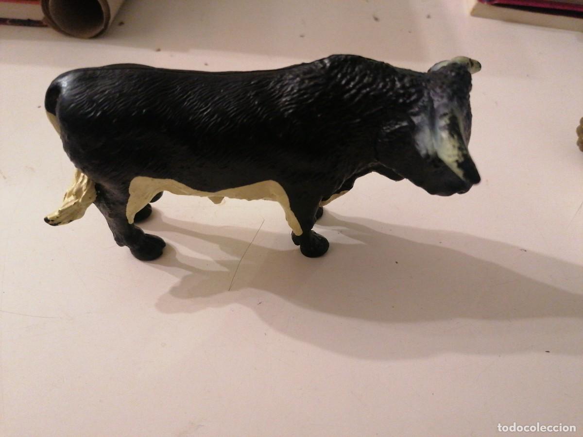 Figuras de goma y PVC: Toro -scheleich - Foto 1
