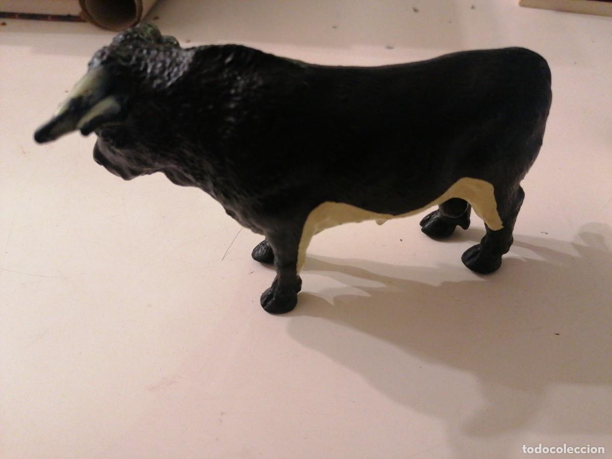 Figuras de goma y PVC: Toro -scheleich - Foto 4