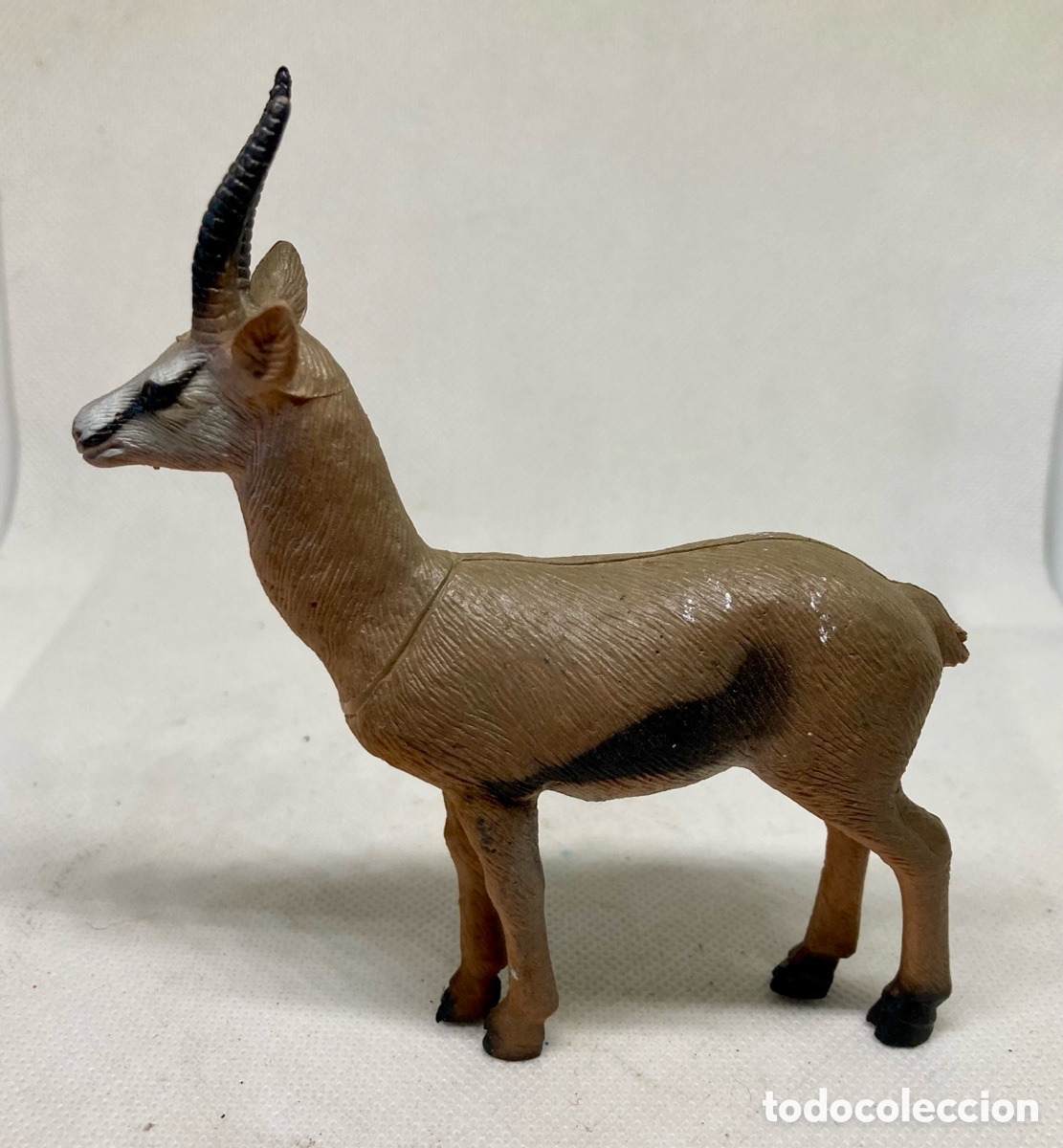Figuras de goma y PVC: CIERVO COMO NUEVO - Foto 2
