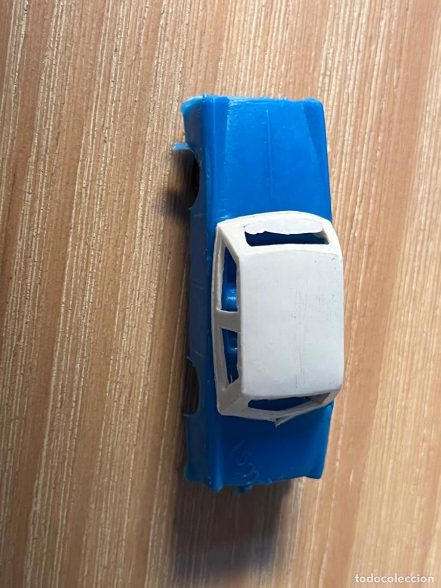 Figurines en Caoutchouc et PVC: Ik39. ANTIGUO COCHE KIOSCO PVC