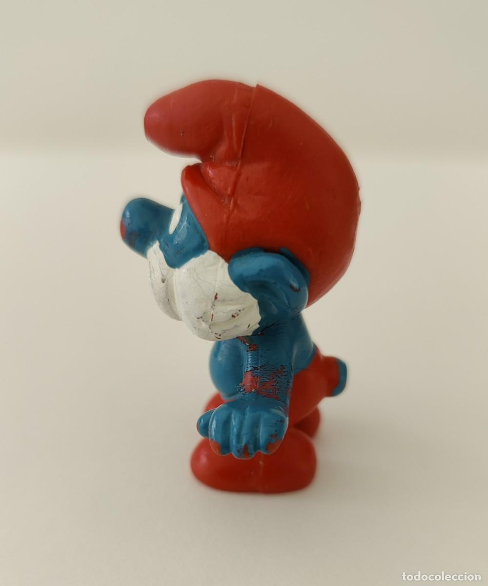 Figuras de goma y PVC: Mu&ntilde;eco Papa Pitufo - Foto 2