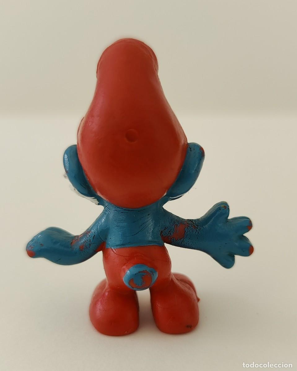 Figuras de goma y PVC: Mu&ntilde;eco Papa Pitufo - Foto 3