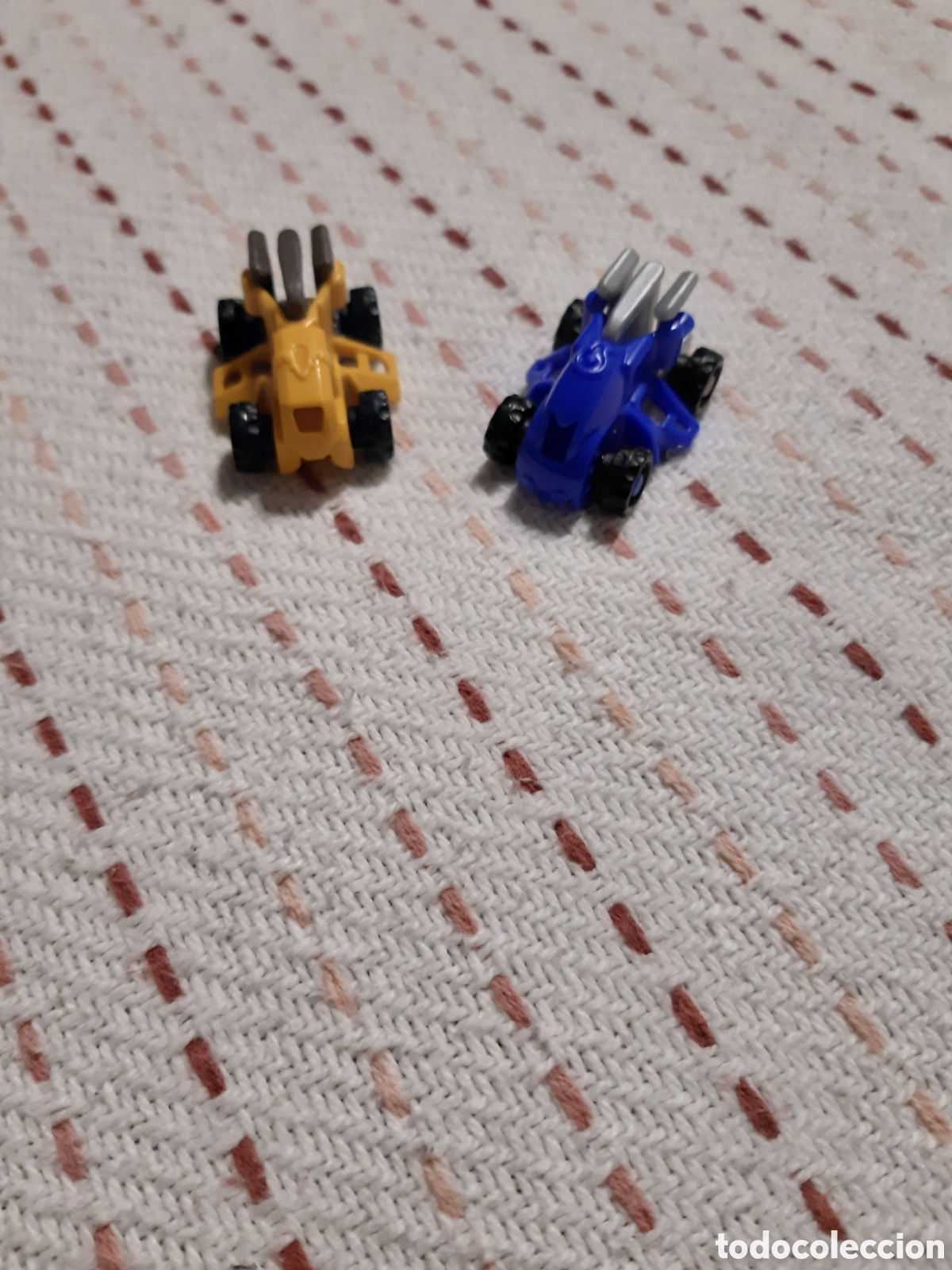Figuras de goma Kinder: Coches Kinder Sopresa - Foto 1