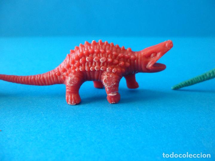 Figuras de goma y PVC: Lote de Dinosaurios Dunkin. Premium - Foto 9