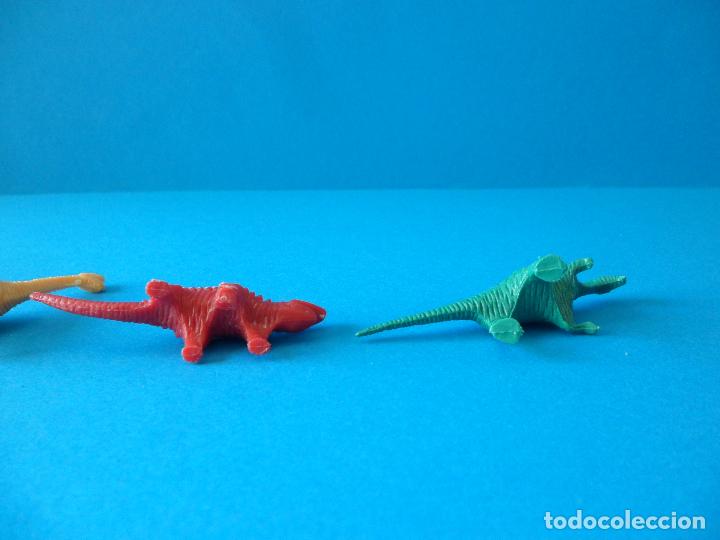 Figuras de goma y PVC: Lote de Dinosaurios Dunkin. Premium - Foto 11