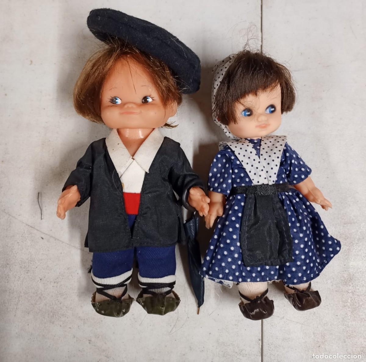 Figuras de goma y PVC: Pareja mu&ntilde;ecos vascos - Foto 1