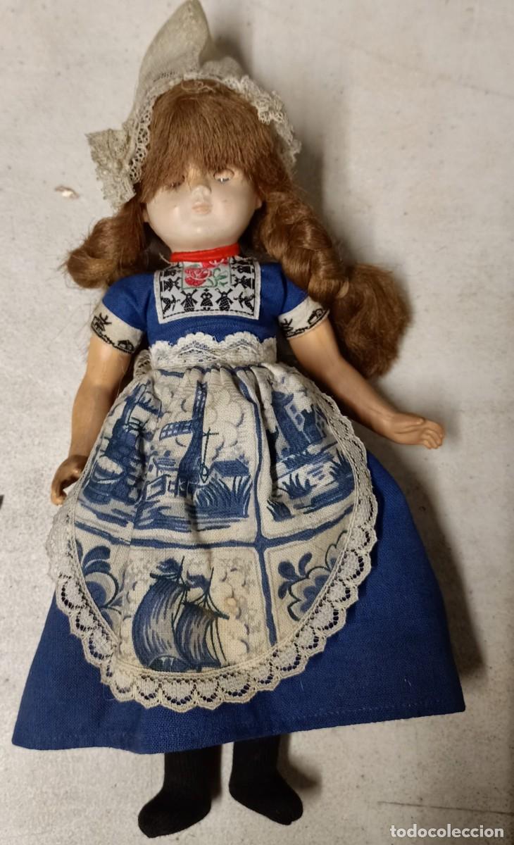 Figuras de goma y PVC: Antigua mu&ntilde;eco - Foto 1