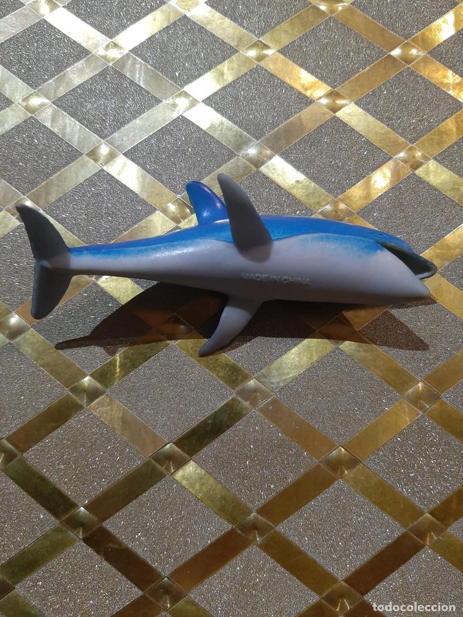 Figuras de goma y PVC: MU&Ntilde;ECO FIGURA DELFIN DE PVC ! - Foto 2